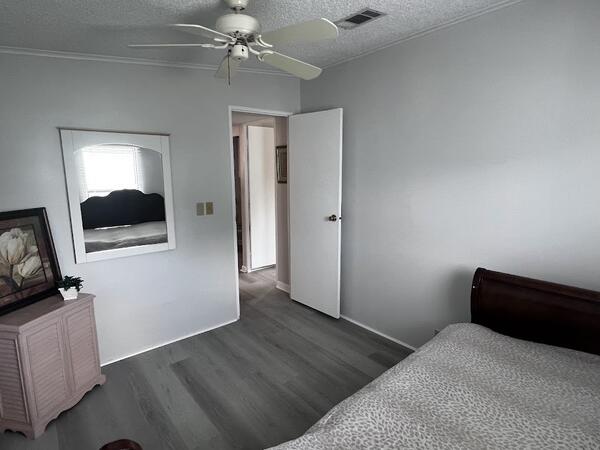 419 Tennis Lane a Winter Haven, FL Mobile or Manufactured Home for Sale